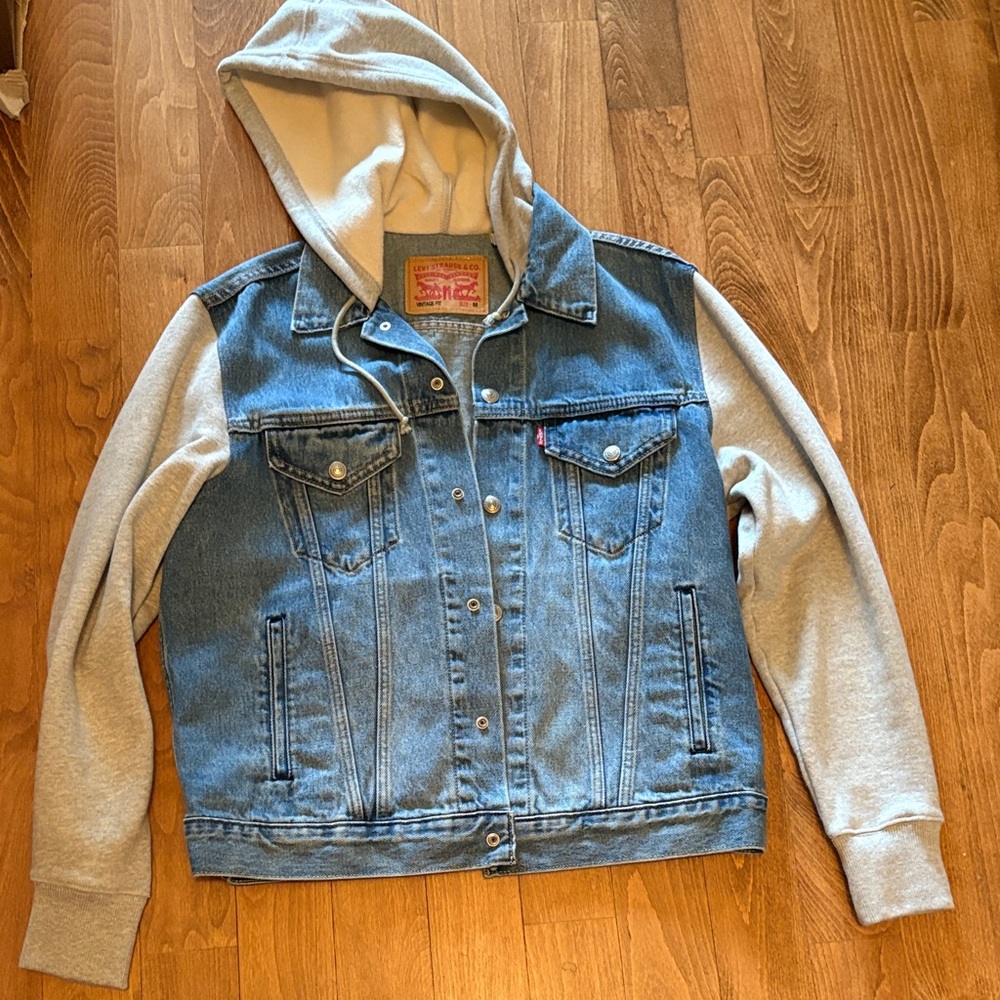 NEW! Levi's Vintage Fit Denim Jacket HYBRID HOODED TRUCKER JACKET Medium - Picture 2 of 7
